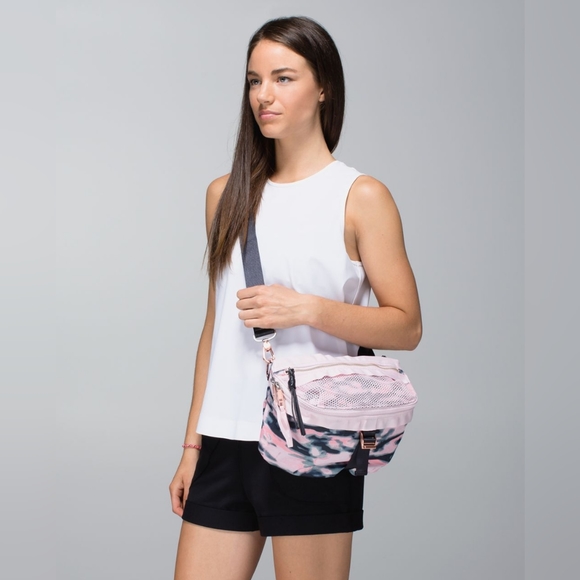 lululemon athletica Handbags - Lululemon Go Lightly Crossbody Bag Wamo Camo Barely Pink Deep Coal